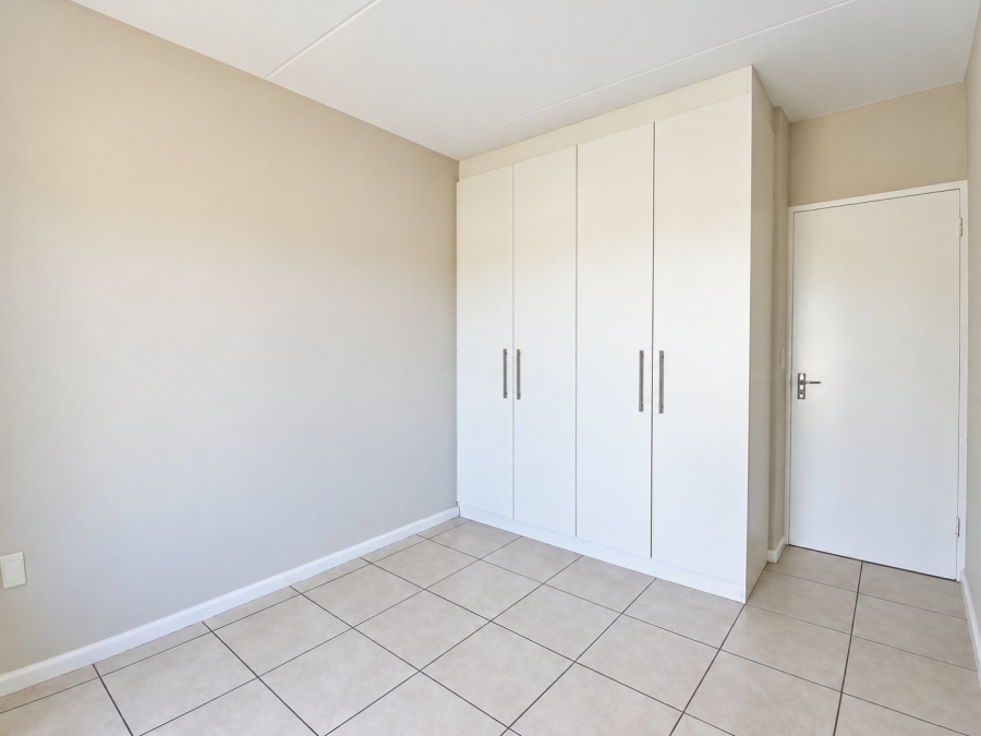 To Let 2 Bedroom Property for Rent in Parklands Western Cape